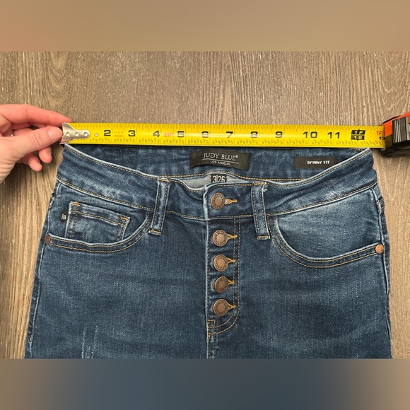 JUDY BLUE SKINNY FIT BUTTON FLY JEANS - Size 3/26 - Picture 5 of 6